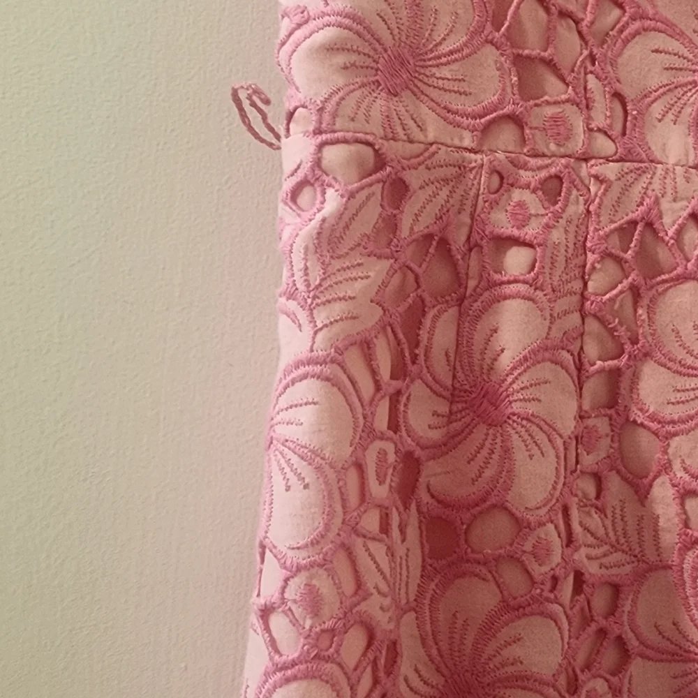 Lilly Pulitzer Elegant Pink Strapless Lace Dress,‎ Size 6. - Picture 3 of 8
